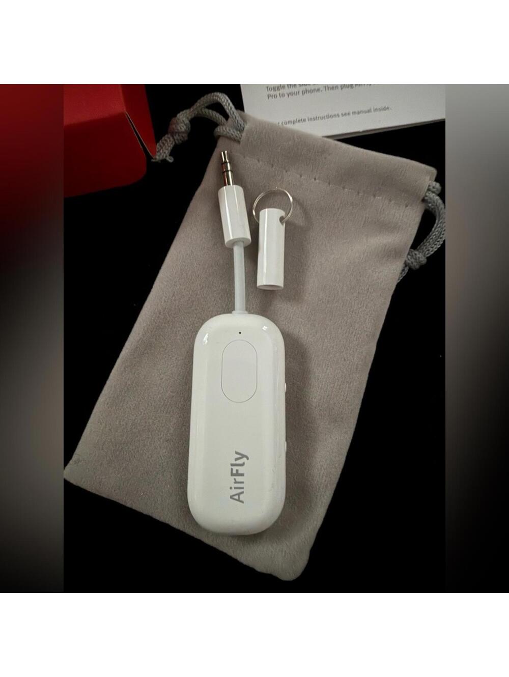The Twelve South AirFly Pro Wireless Transmitter/Receiver. White version. NWOT